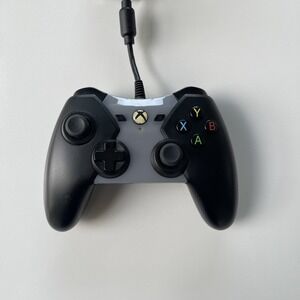 PowerA Xbox One Spectra Wired Controller Model CPFA115536-02 Black